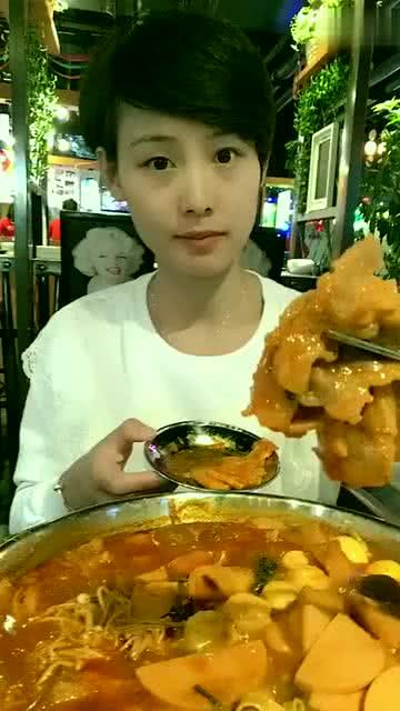 大牙妹吃瓜,揭秘娱乐圈幕后真相